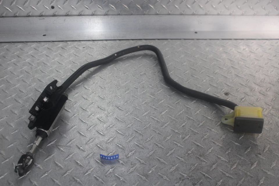 Yamaha V Star XVS1300CT 2007 Tourer freno trasero cilindro maestro 3D8-2583V-00-00 Foto 1 de 4