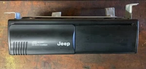 99-04 Jeep Grand Cherokee WJ Chrysler 10 discos cambiador de CD 56042129AG - Imagen 1 de 4