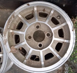 13" VINTAGE VECTOR WHEEL 4 on 4" VW BEETLE PORSCHE BUG - Picture 1 of 1