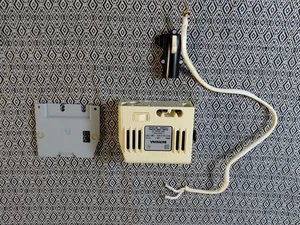 Bernina Motor, Kabel, Schalter von Minimatic 707. Läuft stark getestet  - Bild 1 von 12