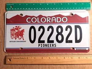 License Plate, Colorado, Pioneers, Horse & Buggy, 0 2282 D - Picture 1 of 3