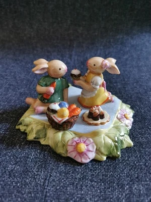 Villeroy & Boch Bunny Family Bunnies Picnic Easter 14-5429-5422 Rare Original Box - Image 1 of 4