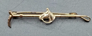 Vintage 7 cm goldfarbene Pferdegerte Sicherheitsnadel Brosche mit Pferdekopf - Bild 1 von 5