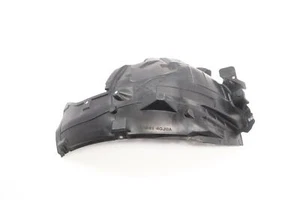 Guardabarros interior delantero izquierdo Infiniti Q50 2014-2024 revestimiento protector contra salpicaduras OEM 638414GA0A - Imagen 1 de 11