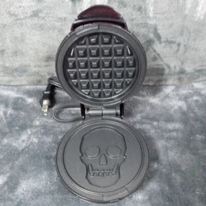 Dash Skull Mini Waffle Maker Non Stick 4" Cooking Surface Black - NEW! - Picture 1 of 9