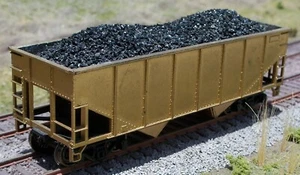 Realistische Kohlenladungen für Athearn 34' 2-Bay Trichter - Bild 1 von 1