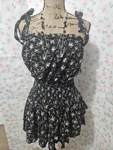 FOREVER 21, JUNIOR'S NEW BLACK/PURPLE RAYON SMOCKED FLORAL ROMPER, SIZE M - Picture 1 of 12