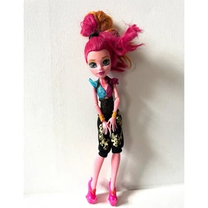 Monster High Gigi Grant Muñeca 13 Deseos Rosa Naranja Pelo Genio Conjunto Incompleto - Imagen 1 de 11