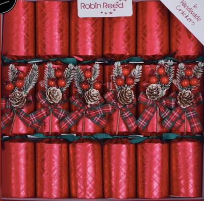 Glencoe Large Handmade Luxury Red Traditional Christmas Crackers (6 Pack) - Image 1 of 2