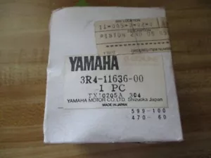 NUEVO DE LOTE ANTIGUO Yamaha Piston 3R4-11636-00 segundos sobre .50 80 y 81 YZ250 G & H - Imagen 1 de 4