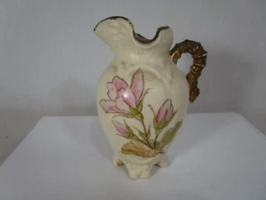 Vintage Miniatur rosa Blumenfuß Krug Vase matt bemalt - Bild 1 von 13