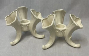 2 Unbranded Cream Ceramic Candleholders With Bud Vase Cornucopia Feet - Picture 1 of 4