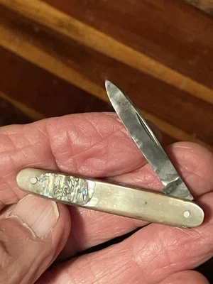 Vtg NEW Unbranded 3-5/8” open 2-1/8” Closd ABALONE Hndls 1-Blad Pocket Knife NOS - Image 1 of 4