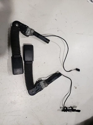 Hebillas de cinturón de seguridad delanteras izquierda + derecha - BMW 330CI ZHP Coupé 2005 E46 - 01-06 OEM Foto 1 de 4