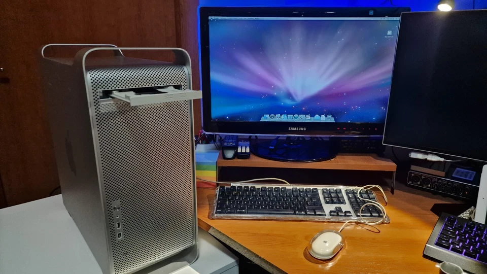 Apple Power Mac G5 - Doppio processore con Mouse e Tastiera - GUARDA IL VIDEO - Immagine 1 di 4