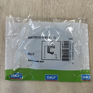 50X72X10 HMS5 RG SKF CR Seals NEW OPEN PACKAGE - Picture 1 of 2