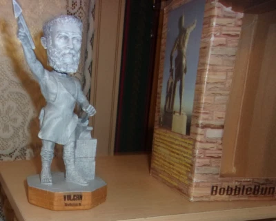 Estatua de Vulcano Cabeza de Bobble BUNS Birmingham Alabama Estatua emblemática con caja Foto 1 de 4