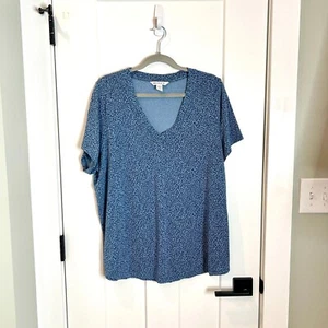 Athleta Leopard Print Breezy Scoop V Neck Tee Blue Leopard Print Modal Size 2X - Picture 1 of 6