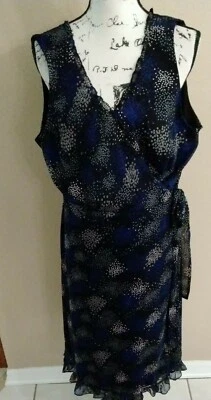 Vestido envolvente sintético estampado geométrico negro Lane Bryant talla 18 z50 Foto 1 de 4