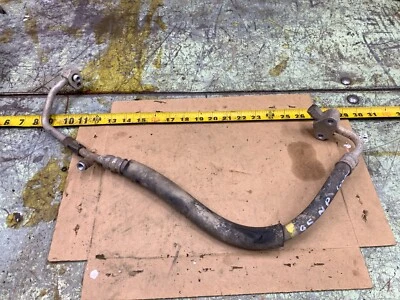 Nissan Pickup 1986-1997 línea de descarga de aire acondicionado a compresor Foto 1 de 4