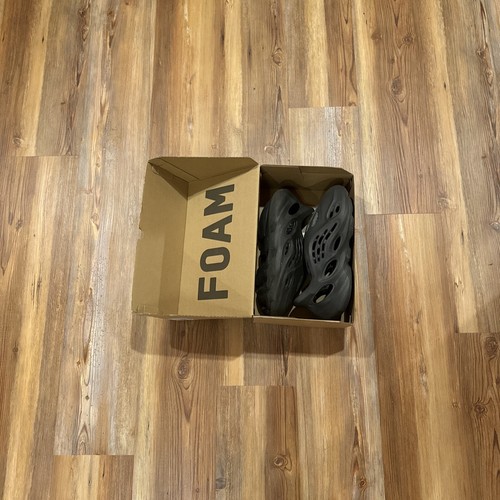 Taglia 11 Adidas Yeezy Foam Runner Quantum Onyx indossate poche volte
