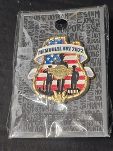 Hard Rock Cafe 3D Memorial Day 2022 HRO Pin USA Flagge mit goldfarbenem Rand - Bild 1 von 5
