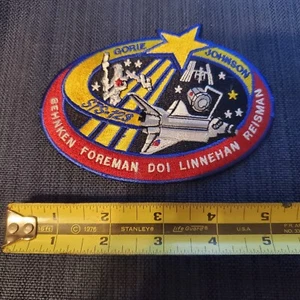 Parche conmemorativo de la NASA EMBLEMA MISIÓN ISS STS-123 ESFUERZO DEL TRANSBORDADOR ESPACIAL - Imagen 1 de 2