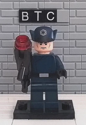 LEGO Star Wars Episode VII 75166 First Order Officer (Colonel Datoo) Minifigure! - Image 1 of 4