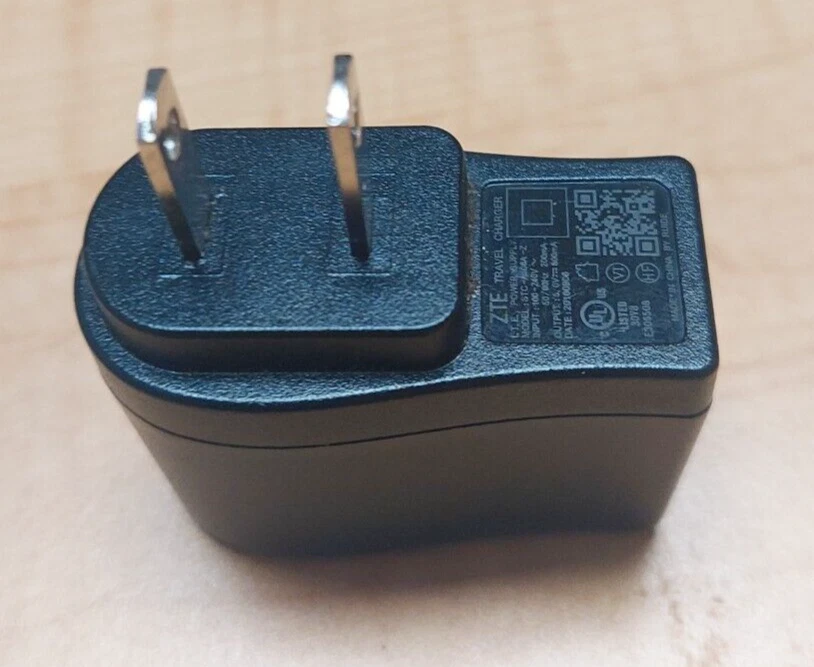 Original OEM ZTE STC-A508A-Z 5V 800mA USB Travel Phone Charger Adapter 100-240V - Image 1 of 1