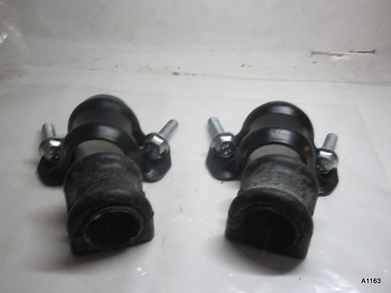 Kit de buje de barra estabilizadora de suspensión VIN: L Mopar RAM 4500 5500 Foto 1 de 4