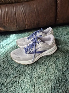 Brooks Adrenaline GTS 22 Weite Damen-Sneaker grau Größe 7 D - Bild 1 von 11