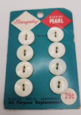 Vintage Everyday Genuine Pearl MOP Sewing Buttons Style E2 Size 24 8 Count Card - Image 1 of 4