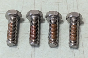 Lote de 4 tornillos originales Mercury MerCruiser 10-806290 nuevos pernos OEM - Imagen 1 de 3
