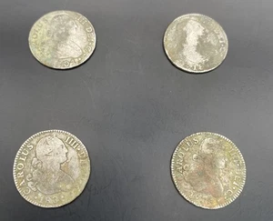 ESPAÑA. AÑO 1801 Y 1808.  CARLOS IIII. LOTE DE 4 MONEDAS DE 2 REALES PLATA. - Picture 1 of 2