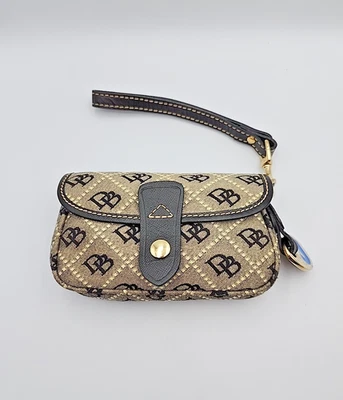 Bolso sin asas vintage Y2K Dooney and Bourke DB muñeca lona Foto 1 de 4