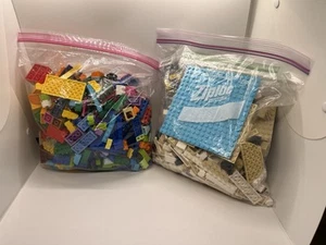 Legos 4lb lot miscellaneous pieces Friends Building Bricks Multicolor - Picture 1 of 7