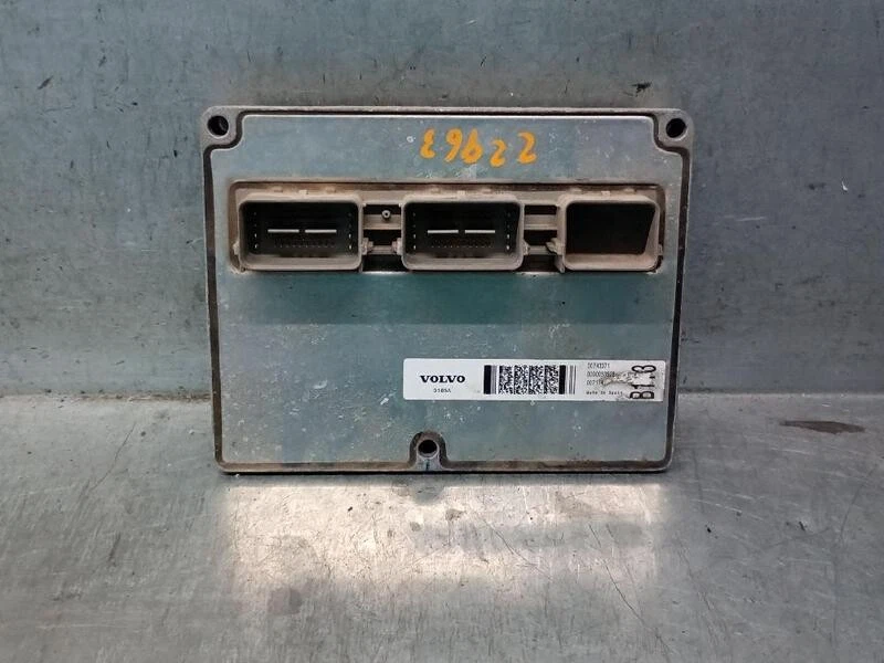 30743371 centralina motore per VOLVO C30 (533) 1.8 2006 5544807 - Immagine 1 di 4