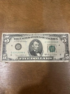 1969 C Five Dollar Federal Reserve Note $5 Bill - Picture 1 of 3