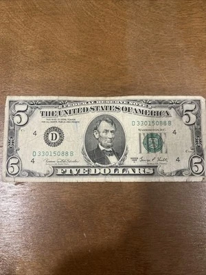1969 C Five Dollar Federal Reserve Note $5 Bill  - Image 1 of 3