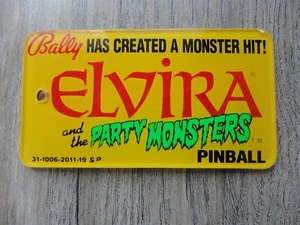 Elvira Pinball Machine Bally Long Key Chain - Picture 1 of 1