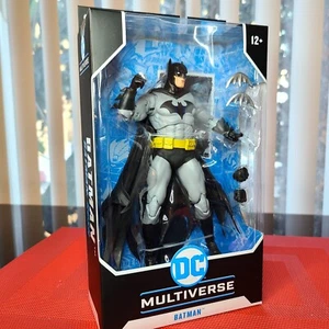 McFarlane DC Multiverse BATMAN HUSH BLACK & GRAY 7-Inch Action Figure - Picture 1 of 14