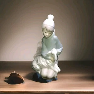 Pr Lladro Young Boy With Lamb Sheep NEW NWOB Porcelain Matte 4676 BEAUTIFUL - Picture 1 of 12