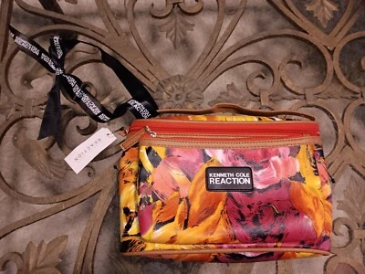 Juego de viaje cosmético Kenneth Cole Reaction 2 piezas nuevo con etiquetas  Foto 1 de 4