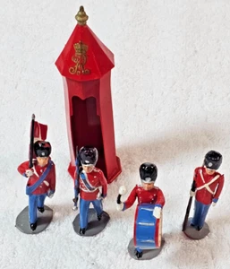 VTG Reisler Danish Royal Color Guard & Sentry Box Denmark 1950 Four Toy Soldier - Picture 1 of 14