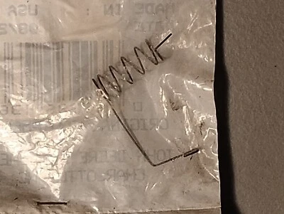 New Genuine Homelite Throttle Spring UP-03811 - Image 1 of 2