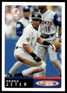 2002 Topps Total Derek Jeter New York Yankees #2 R26 - Picture 1 of 2