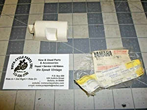 YAMAHA WAVE RUNNER WR500 EUO-62519 RH INNER GUNWALE NOS 1 QTY OEM FREE SHIPPING - Picture 1 of 2