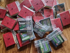 50 Pokémon Karten Konvolut Restposten einschließlich Rares und Holos - 100 % echte Karten - Bild 1 von 3