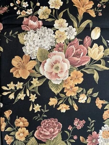 Hoffman International Fabrics Cotton Floral on Black Fabric 1 yard - Picture 1 of 3