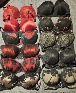 Lot of 11 Lane Bryant & Torrid Bras 40DDD Underwire - Picture 1 of 1